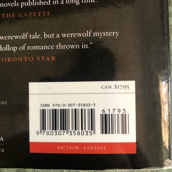 Bitten and Stolen by Kelley Armstrong - first two novels of the Bitten series - Picture 12 of 13